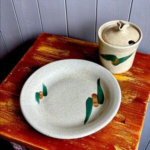 Ross Canada Pottery Set